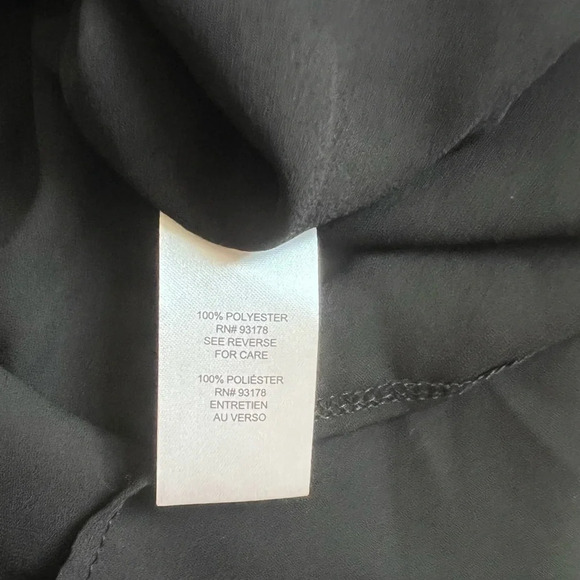 Tahari Black Women’s Extra Large XL Top  Blouse AUTHENTIC NWT V- neck - Picture 9 of 9